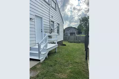 606 S 5th St, Youngwood, PA 15697 - Photo 38
