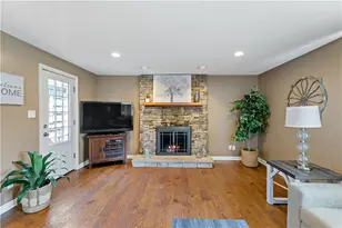 2511 Fife Dr, Pittsburgh, PA 15241 - Photo 4