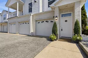 229 Adams Pointe Blvd, Adams Township, PA 16046 - Photo 4