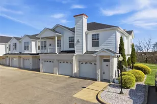 229 Adams Pointe Blvd, Adams Township, PA 16046 - Photo 8