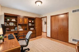 606 Fairwinds Ct, Hempfield Township, PA 15601 - Photo 28