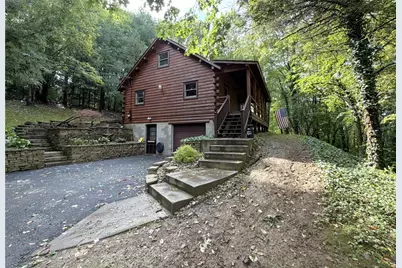252 Wolfe Nursery Road, Hempfield Township, PA 15601 - Photo 2