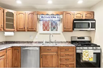 402 Hochberg Rd, Monroeville, PA 15146 - Photo 10