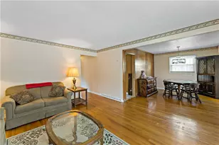 25 Barclay St, Greensburg, PA 15601 - Photo 4