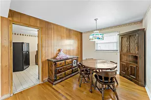 25 Barclay St, Greensburg, PA 15601 - Photo 8