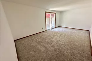 1056 Cranston Dr, Greensburg, PA 15601 - Photo 12