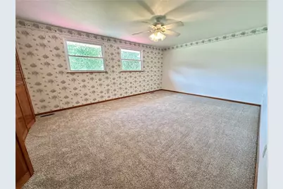 1056 Cranston Dr, Greensburg, PA 15601 - Photo 16
