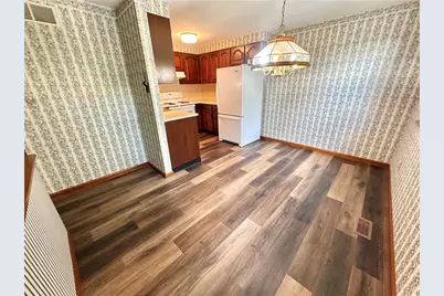1056 Cranston Dr, Greensburg, PA 15601 - Photo 4