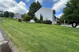1056 Cranston Dr, Greensburg, PA 15601 - Photo 42