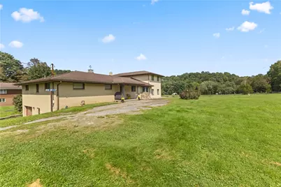 369 S Kings Creek Road, Hanover Township, PA 15021 - Photo 2