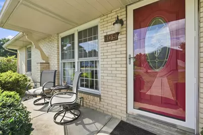105 Louis Court, Stowe Township, PA 15136 - Photo 2