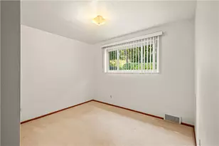5468 Keenan Dr, Pittsburgh, PA 15236 - Photo 22
