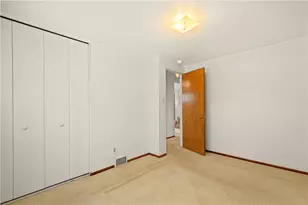 5468 Keenan Dr, Pittsburgh, PA 15236 - Photo 26