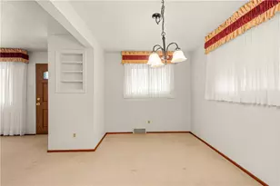 5468 Keenan Dr, Pittsburgh, PA 15236 - Photo 12