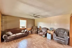 4217 Hillsville Rd, Pulaski Township, PA 16143 - Photo 6