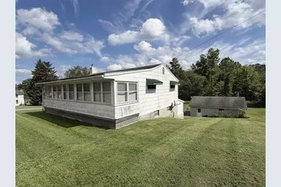 3031 W Crawford Ave, Dunbar Township, PA 15425 - Photo 1