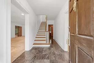4448 Mt Royal Blvd, Hampton, PA 15101 - Photo 4