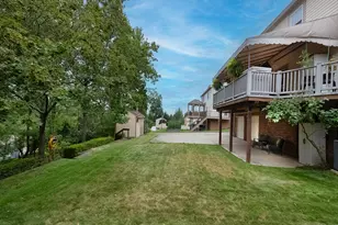 118 Bluestone Dr, Bethel Park, PA 15102 - Photo 30