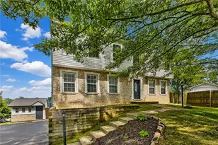 415 Crossbow, New Stanton, PA 15672 - Photo 2