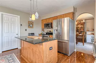 415 Crossbow, New Stanton, PA 15672 - Photo 4