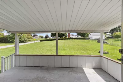 138 W Sunbury Rd, Center Township, PA 16001 - Photo 22