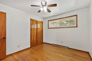 138 W Sunbury Rd, Center Township, PA 16001 - Photo 12