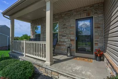 353 Park Edge Drive, Findlay Township, PA 15026 - Photo 4