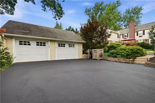 836 Old Thorn Run Rd, Moon/Crescent Twp, PA 15108 - Photo 46