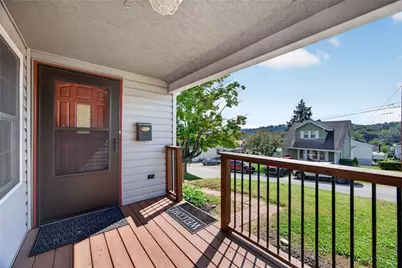 222 N Cherry Ave, Houston, PA 15342 - Photo 28