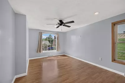 222 Cherry Ave, Houston, PA 15342 - Photo 14