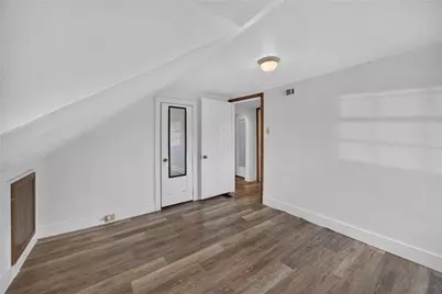 222 N Cherry Ave, Houston, PA 15342 - Photo 20