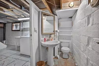 222 Cherry Ave, Houston, PA 15342 - Photo 26