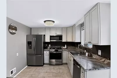 601 Victory Rd, Pittsburgh, PA 15101 - Photo 8