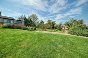 [Address not provided], Peters Township, PA 15317 - Photo 6