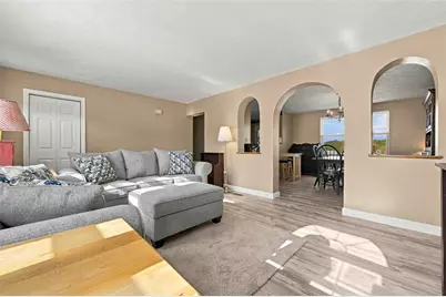 7326 Green Meadow Dr, North Fayette, PA 15126 - Photo 8