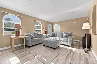 7326 Green Meadow Dr, North Fayette, PA 15126 - Photo 6