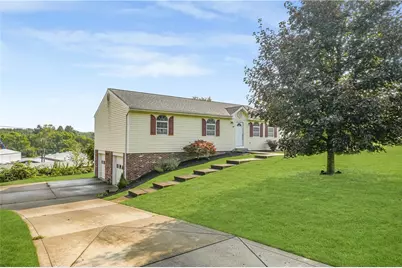 7326 Green Meadow Dr, Imperial, PA 15126 - Photo 2
