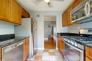 930 Bellefonte St, Pittsburgh, PA 15232 - Photo 16