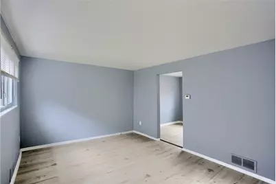 436 Brierly Ln #436, West Mifflin, PA 15122 - Photo 4