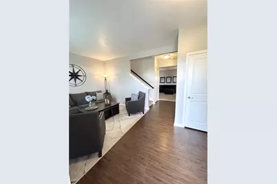 104 Riviera Dr, Ross Twp, PA 15229 - Photo 6