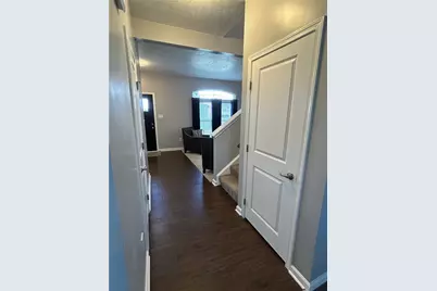 104 Riviera Dr, Ross Twp, PA 15229 - Photo 8