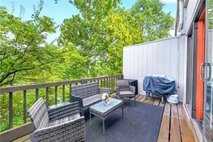 1112 Pennsbury Blvd, Pittsburgh, PA 15205 - Photo 18