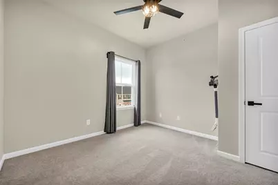 213 Cranesbill Drive, Adams Township, PA 16046 - Photo 24