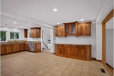 142 Riding Trail Ln, Pittsburgh, PA 15215 - Photo 16