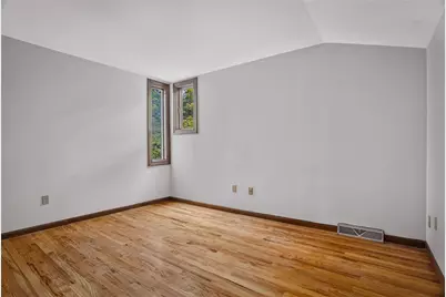 142 Riding Trail Ln, Pittsburgh, PA 15215 - Photo 28