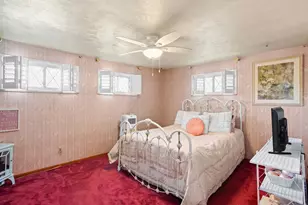 211 Halsey Dr, McKeesport, PA 15132 - Photo 12