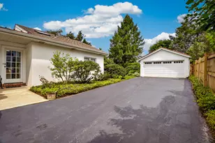 227 Hazel Dr Dr, Pittsburgh, PA 15228 - Photo 42