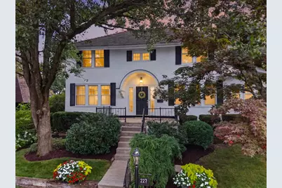 227 Hazel Drive Drive, Pittsburgh, PA 15228 - Photo 2