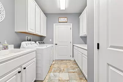 3703 Senate Ct, Adams Township, PA 16059 - Photo 16