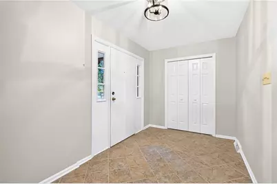 222 Allenberry Cir, Pittsburgh, PA 15234 - Photo 2